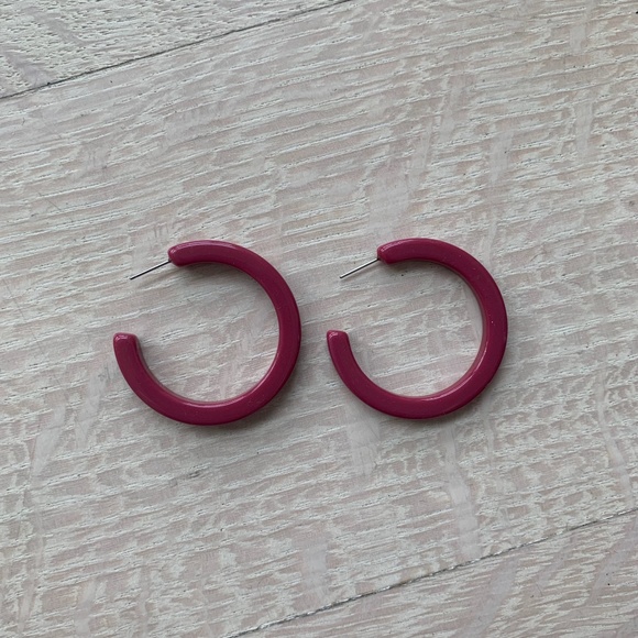 Machete Jewelry Midi Hoops in Modern Orchid - Picture 1 of 2